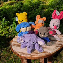 Load image into Gallery viewer, Pooh and friends - Mariposa Rainbow Boutique