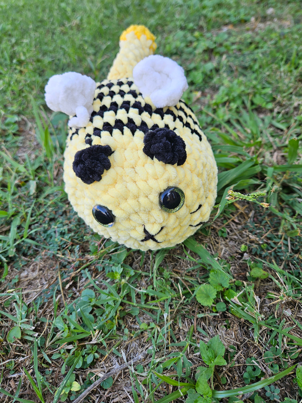 Bumble bee loaf cat crochet amgrumni