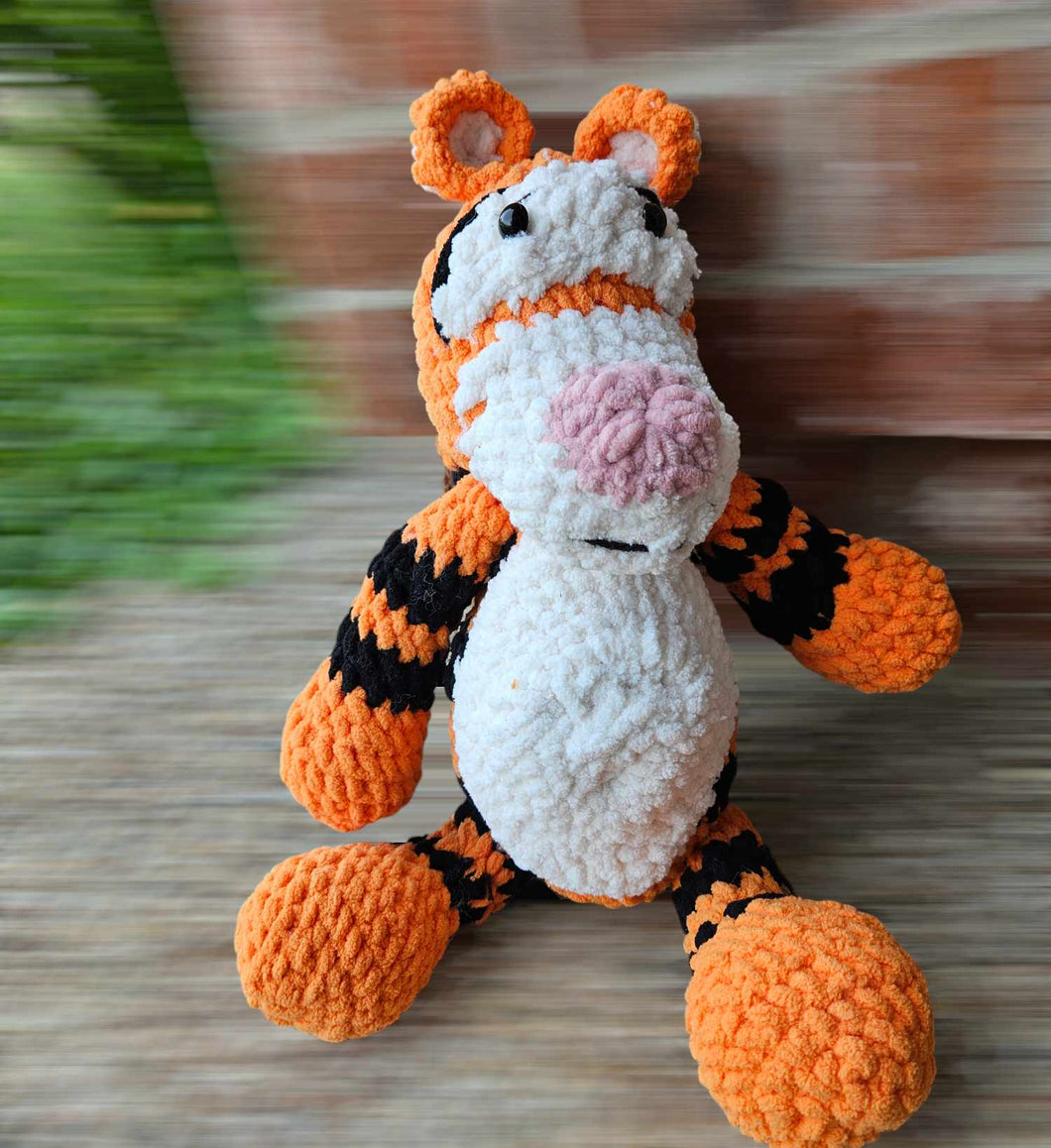 Crochet Plush Tigger - Mariposa Rainbow Boutique