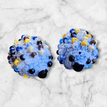Load image into Gallery viewer, Hedgehog sensory crochet toy - Mariposa Rainbow Boutique
