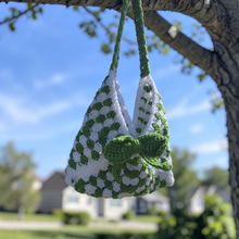 Load image into Gallery viewer, Mini crochet granny square purse with bow
