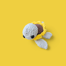 Load image into Gallery viewer, Sunflower Turtle Crochet - Mariposa Rainbow Boutique
