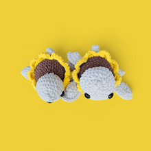 Load image into Gallery viewer, Sunflower Turtle Crochet - Mariposa Rainbow Boutique
