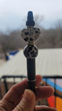 Load image into Gallery viewer, Heart Ball point pens - Mariposa Rainbow Boutique
